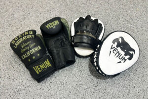 グローブとミット